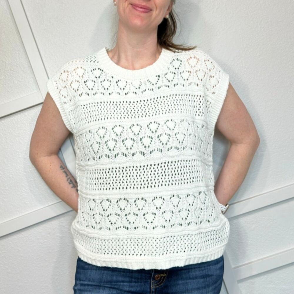 Cyrus Open Knit Crochet Sweater Vest Large Woven Boho Chic Festival Pullover